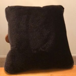 Throw Pillows